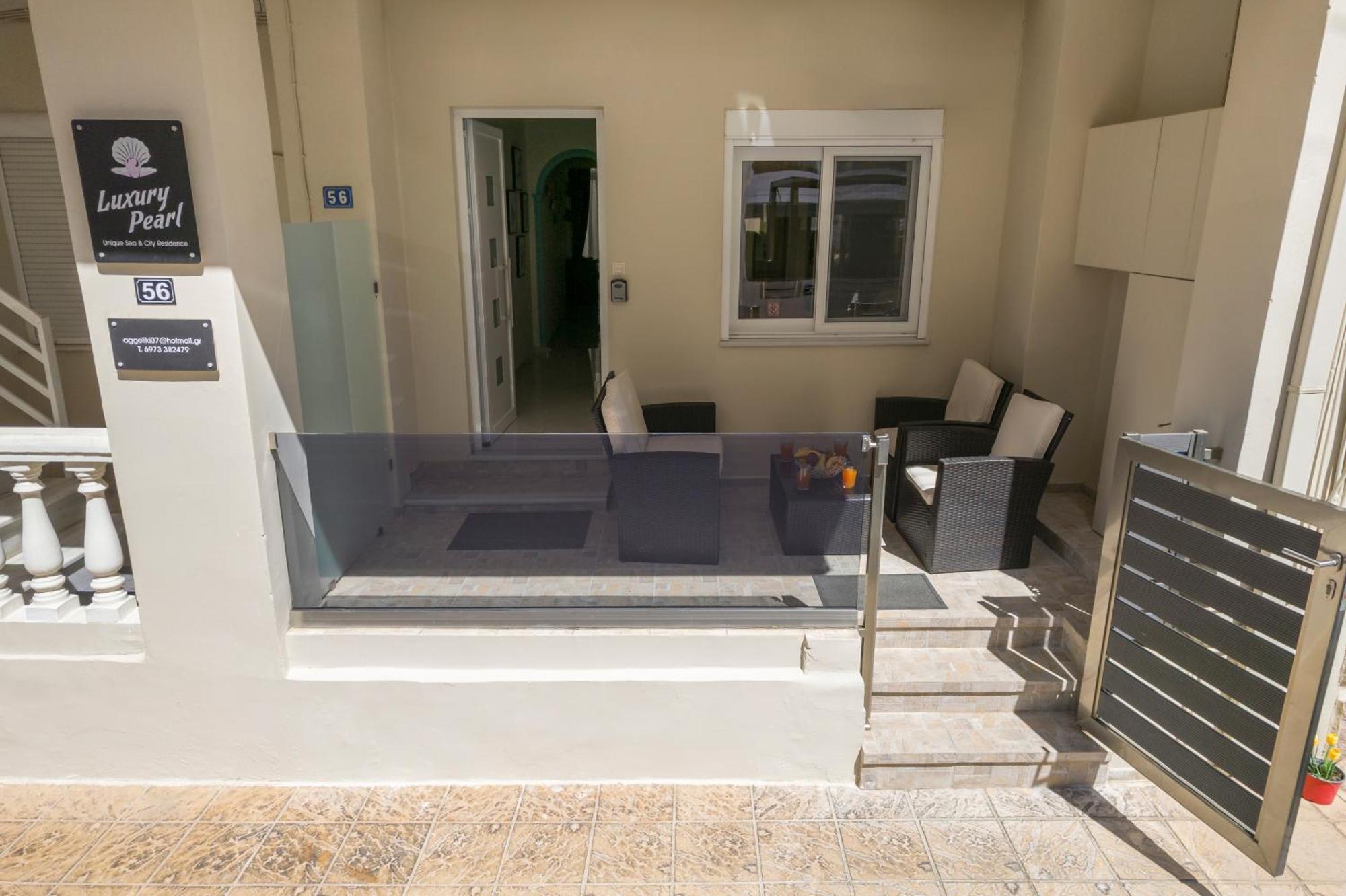 Luxury Pearl, Steps To The Beach Hriszí Aktí Haniá Kültér fotó